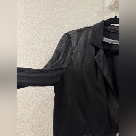 Raquel Allegra Black Satin Single Button Closure Fold Over Pocket Blazer Size 0 - Picture 2 of 15